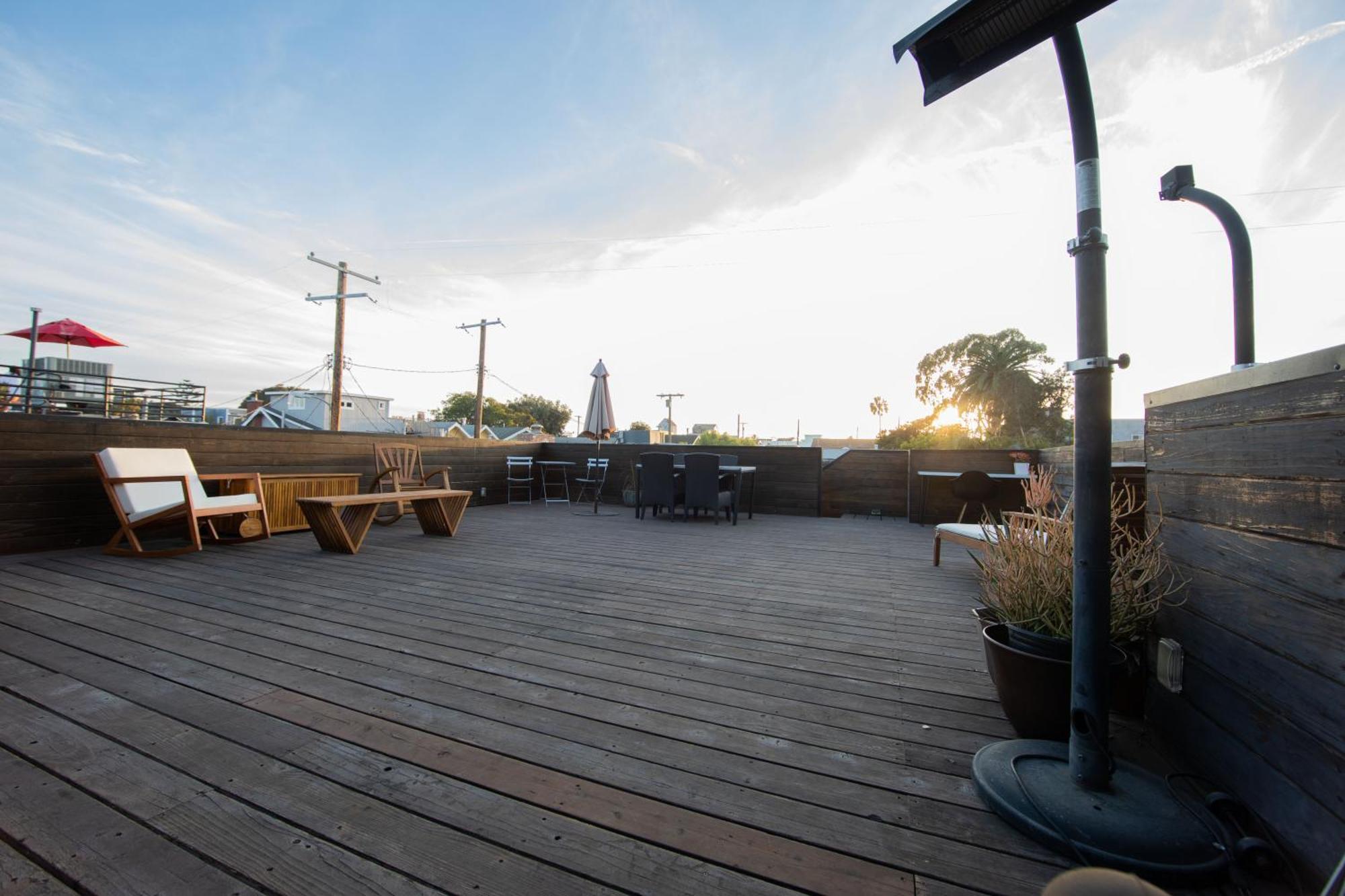 Venice Beach Studio With Large Private Patio Steps To The Beach Los Ángeles Exterior foto