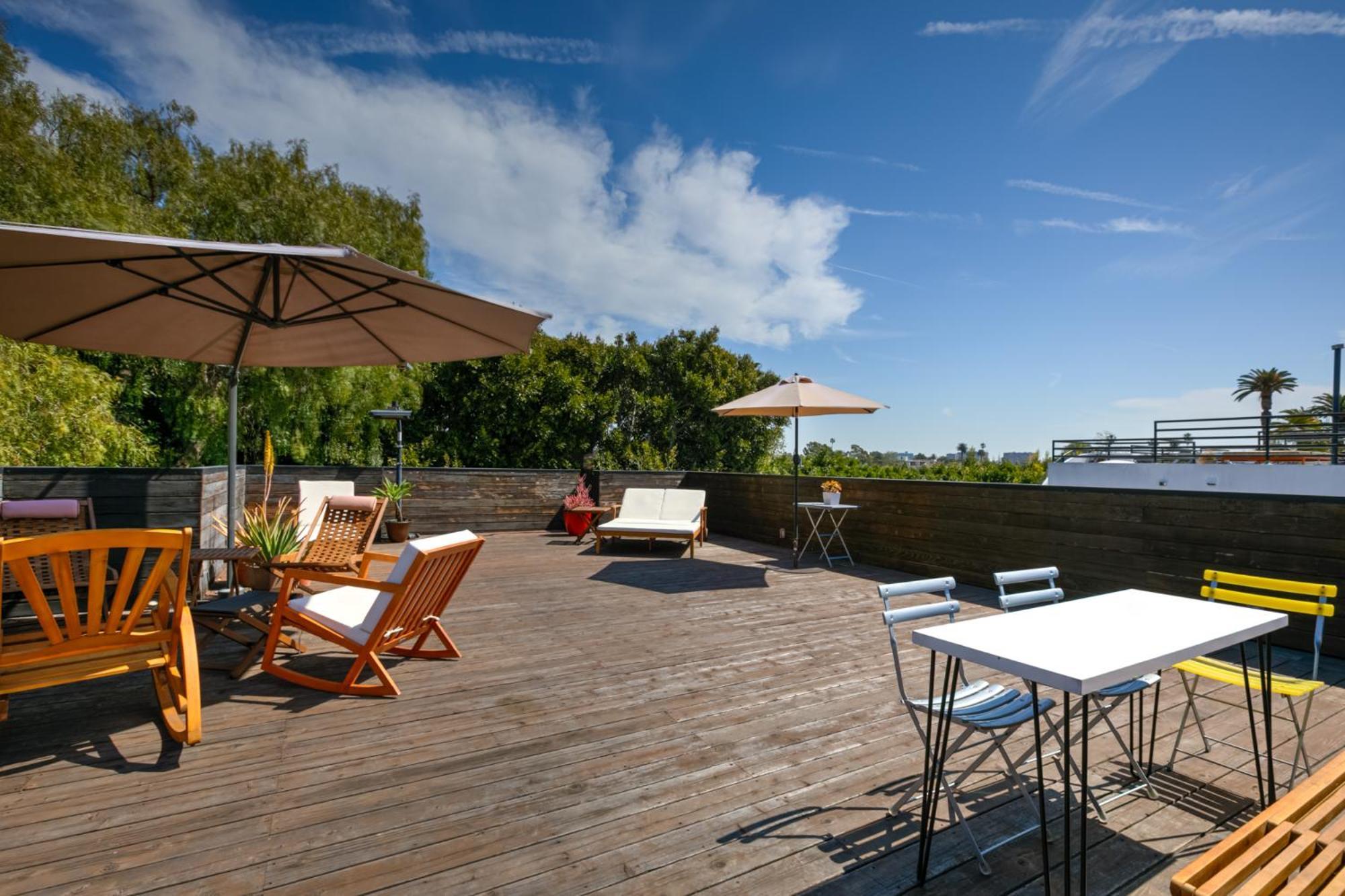 Venice Beach Studio With Large Private Patio Steps To The Beach Los Ángeles Exterior foto