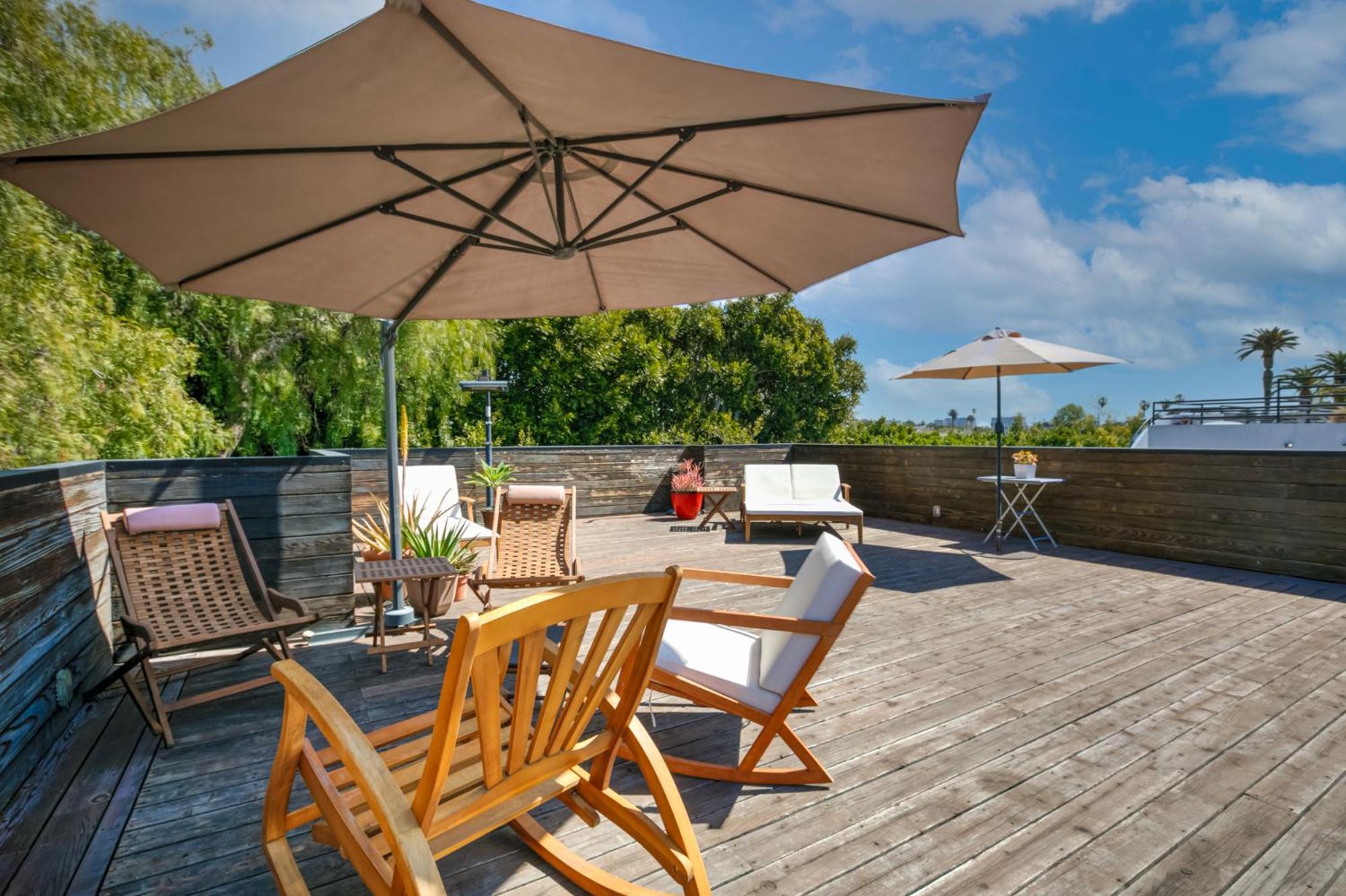 Venice Beach Studio With Large Private Patio Steps To The Beach Los Ángeles Exterior foto