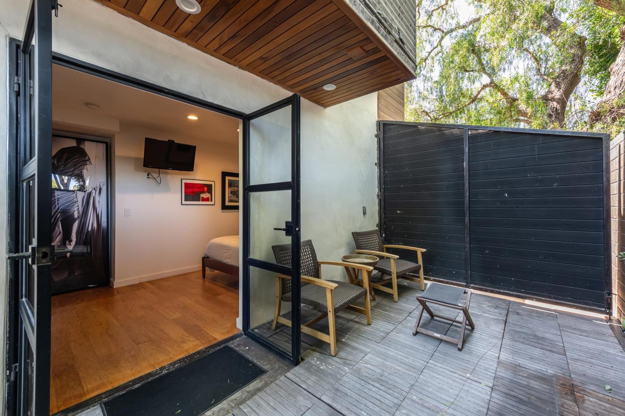 Venice Beach Studio With Large Private Patio Steps To The Beach Los Ángeles Exterior foto